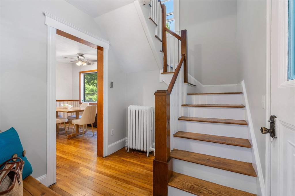 52 Harding Street Newton, MA 02465 - Photo 5 of 21 Gallery Image 5