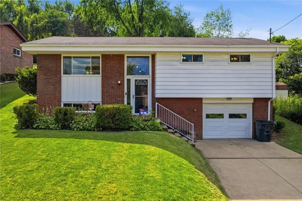 $219,900 | 114 Kollar Drive, McKeesport, PA 15133