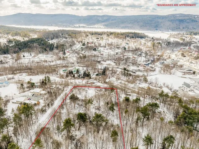 $349,000 | 347 Highway 4, Enfield, NH 03748