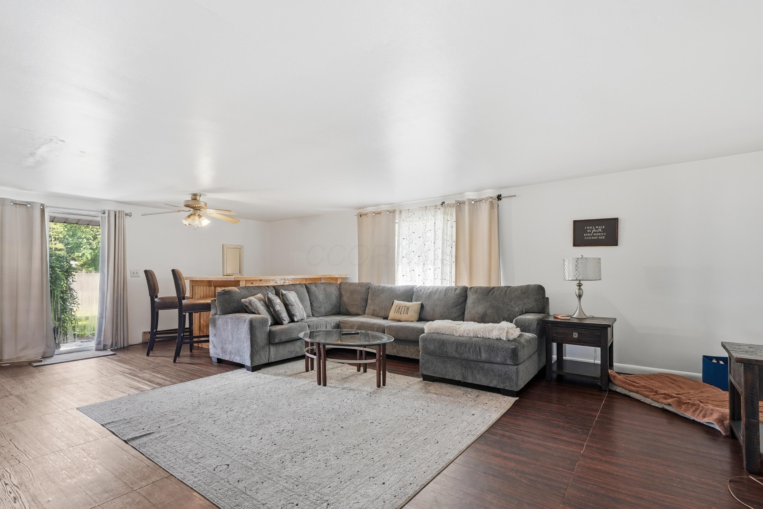 589 Park Road Columbus, OH 43085 - Photo 11 of 30