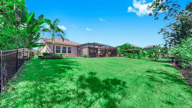 $994,000 | 7709 Paradiso Drive, Apollo Beach, FL 33572