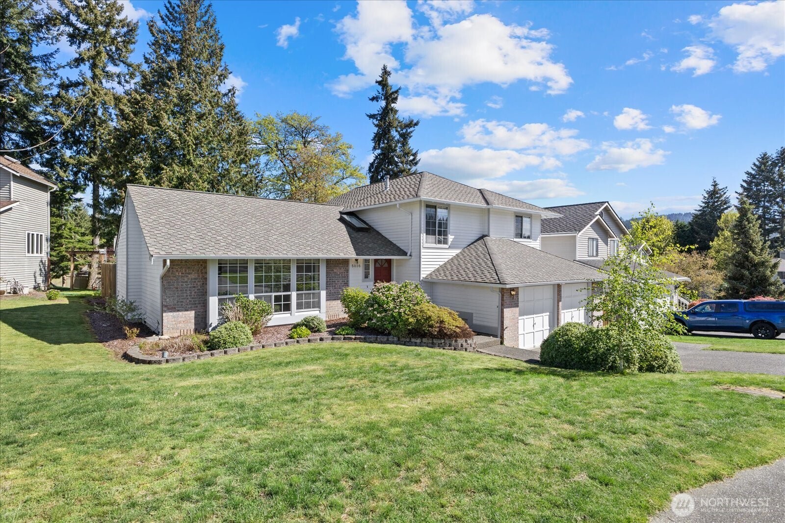 5036 Northeast 21st Street Renton, WA 98059 - Photo 3 of 33