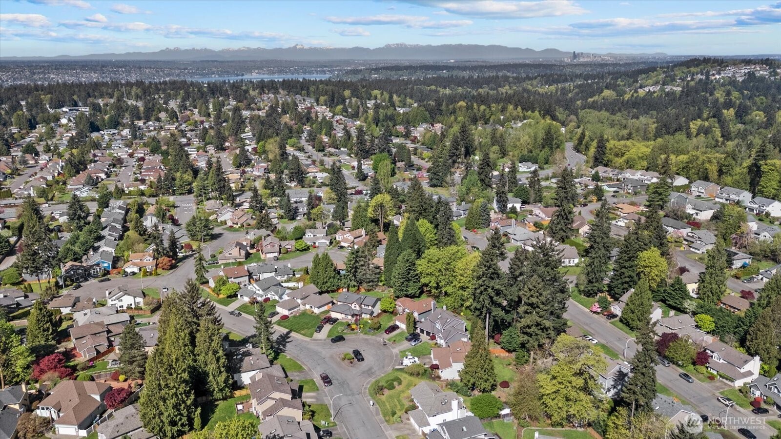 5036 Northeast 21st Street Renton, WA 98059 - Photo 31 of 33