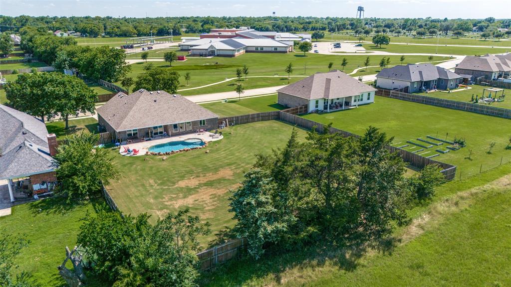 524 East Carol Street Pilot Point, TX 76258 - Photo 28 of 30