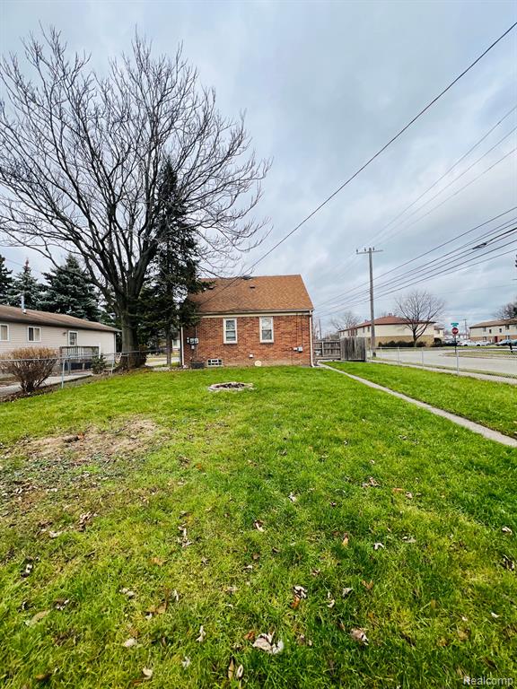 16344 East 10 Mile Road Eastpointe, MI 48021 - Photo 39 of 39 Gallery Image 39