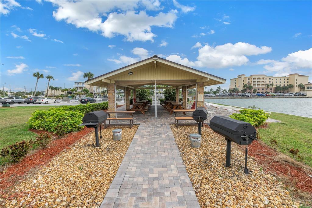4525 Cove Circle, Unit 102 St. Petersburg, FL 33708 - Photo 54 of 73