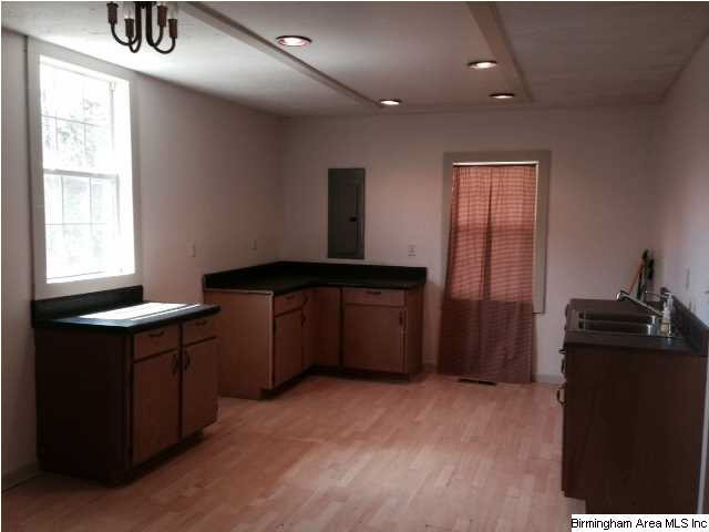 244 Gary Lane Springville, AL 35146 - Photo 6 of 13