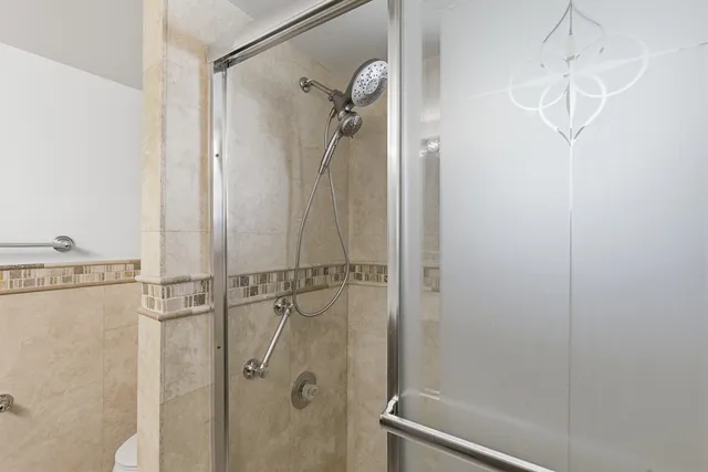 $4,000 | Undisclosed Address, Singer Island, FL 33404