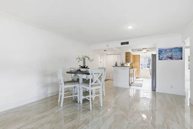 $4,000 | Undisclosed Address, Singer Island, FL 33404