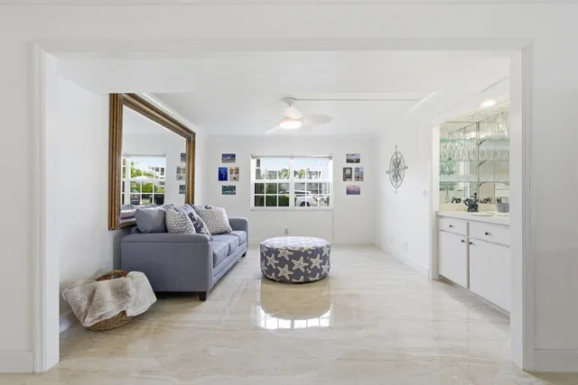 $4,000 | Undisclosed Address, Singer Island, FL 33404