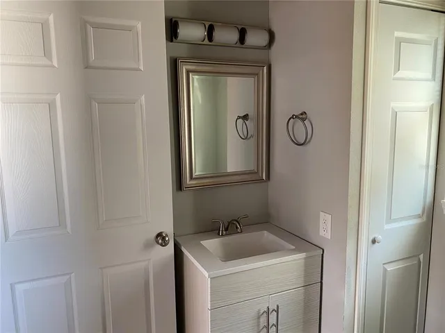 $1,275 | 5721 6th Street, Zephyrhills, FL 33542