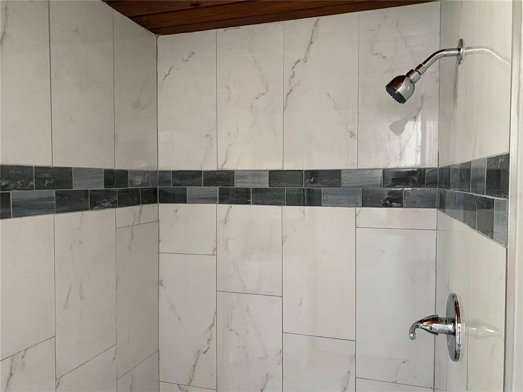 5721 6th Street Zephyrhills, FL 33542 - Photo 18 of 46