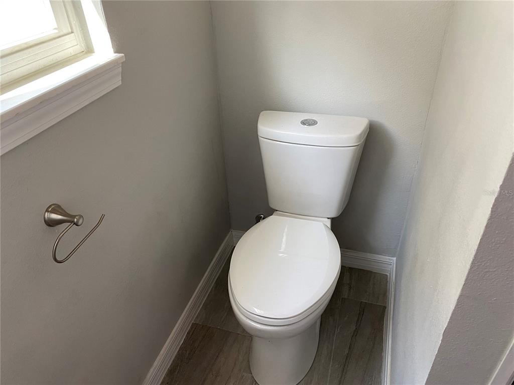 5721 6th Street Zephyrhills, FL 33542 - Photo 20 of 46