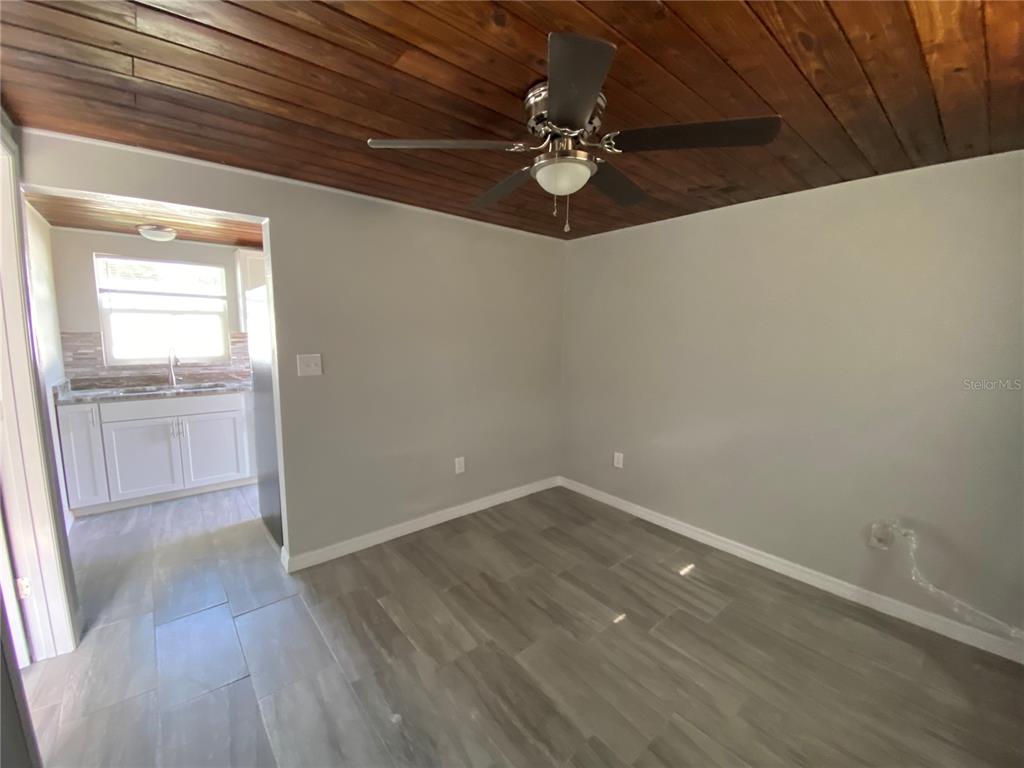 5721 6th Street Zephyrhills, FL 33542 - Photo 22 of 46