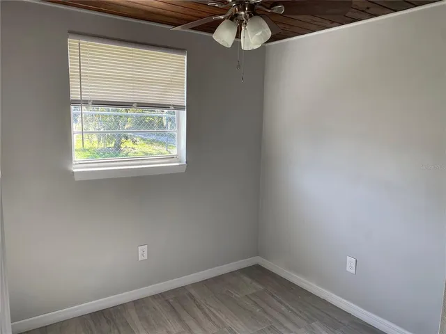 $1,275 | 5721 6th Street, Zephyrhills, FL 33542