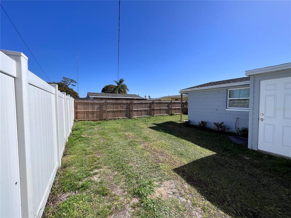 5721 6th Street Zephyrhills, FL 33542 - Photo 41 of 46