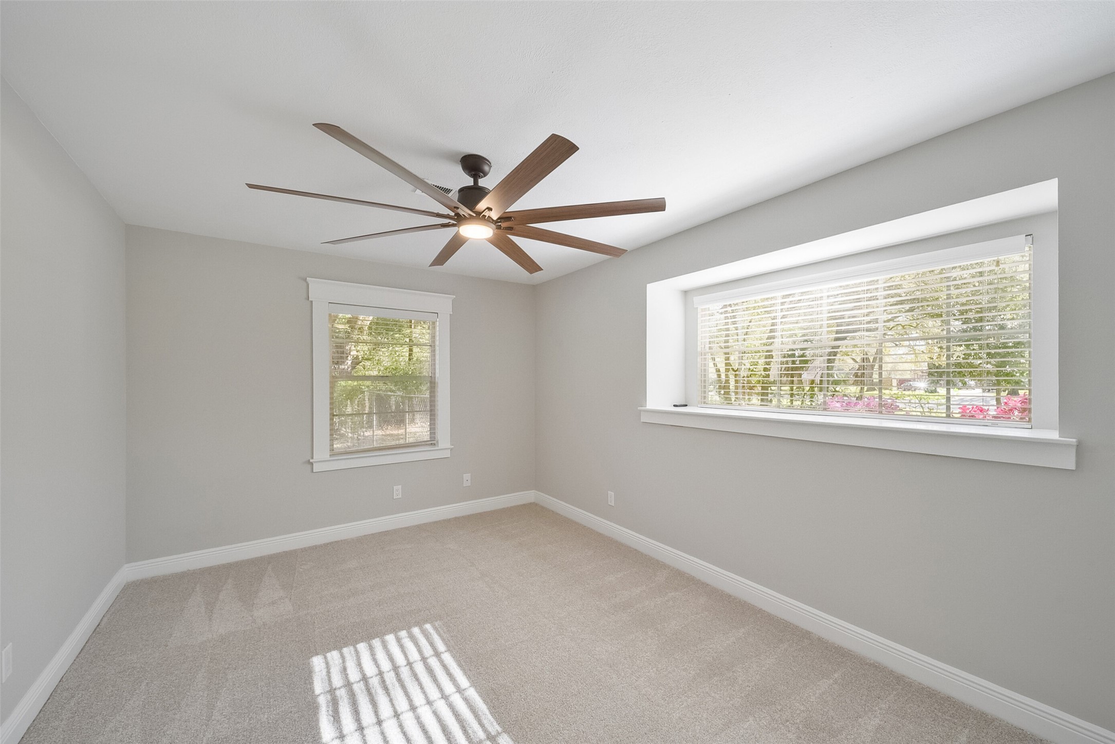 2915 Katy Hockley Road Katy, TX 77493 - Photo 24 of 50 Very Large front bedroom w/ a enormous closet!
