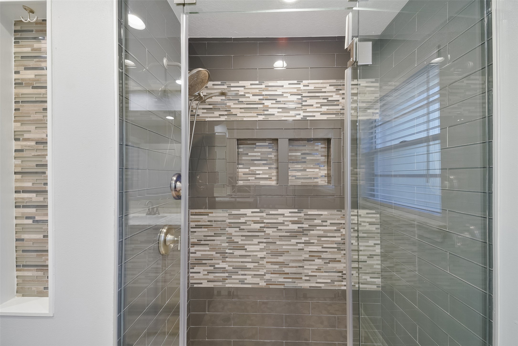 2915 Katy Hockley Road Katy, TX 77493 - Photo 27 of 50 Large custom shower.