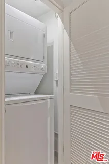 a close view of washer and dryer