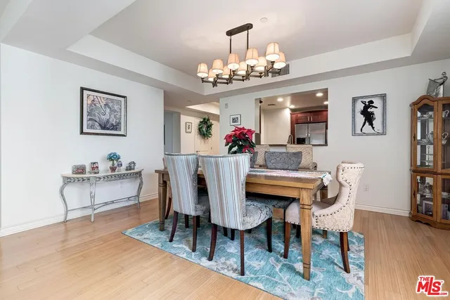 $950,000 | 305 Arnaz Drive, Unit 304, Los Angeles, CA 90048