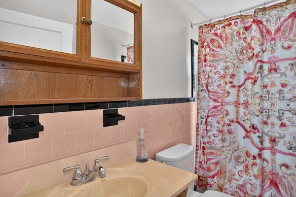 2 Frances Road Burlington, MA 01803 - Photo 15 of 41