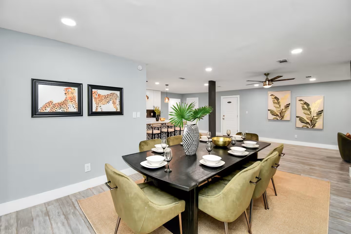 3318 Wichita Street Houston, TX 77004 - Photo 9 of 36 a view of a dining room and livingroom