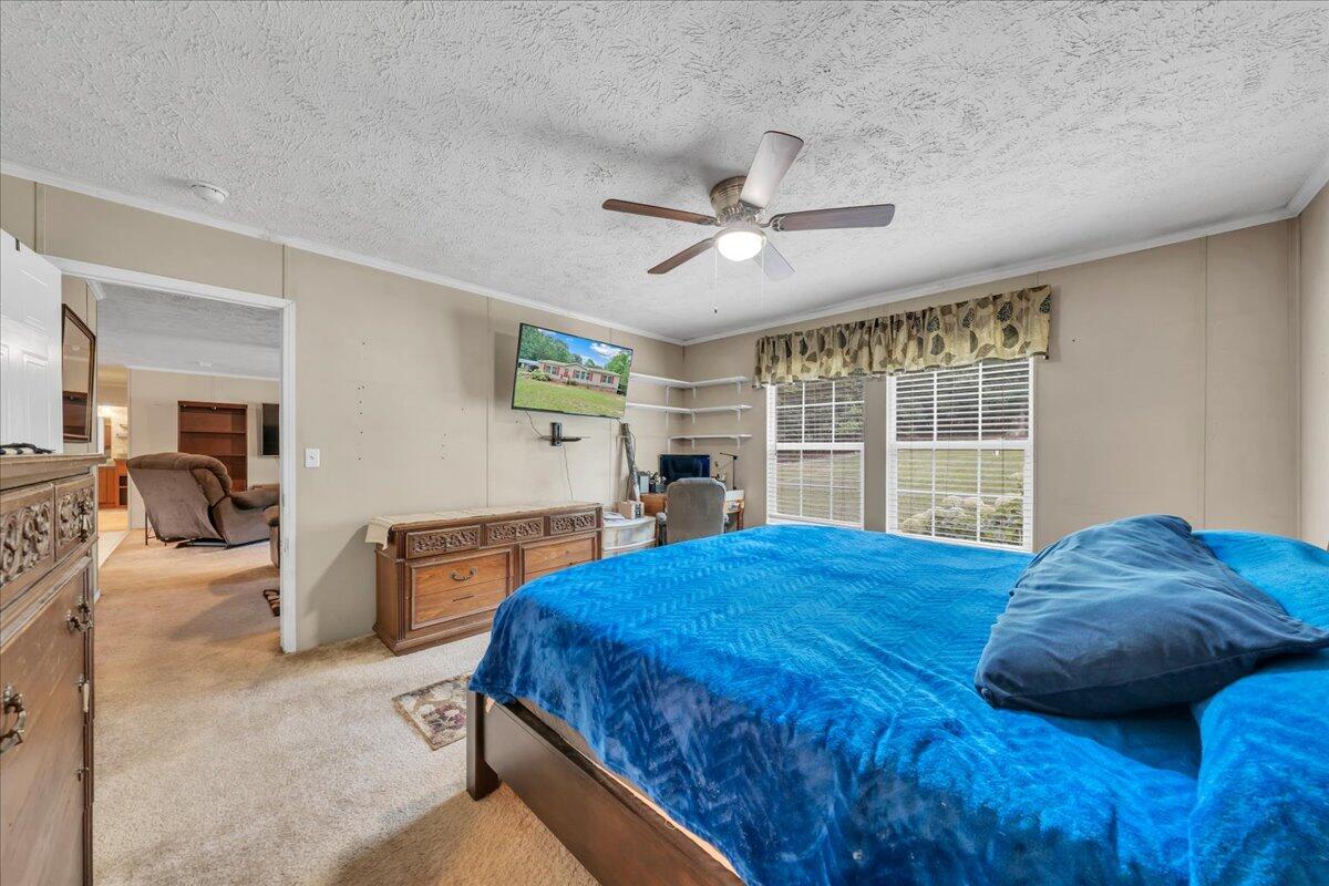 2744 Rutrough Road Southeast Roanoke, VA 24014 - Photo 12 of 31 20-MIB02212