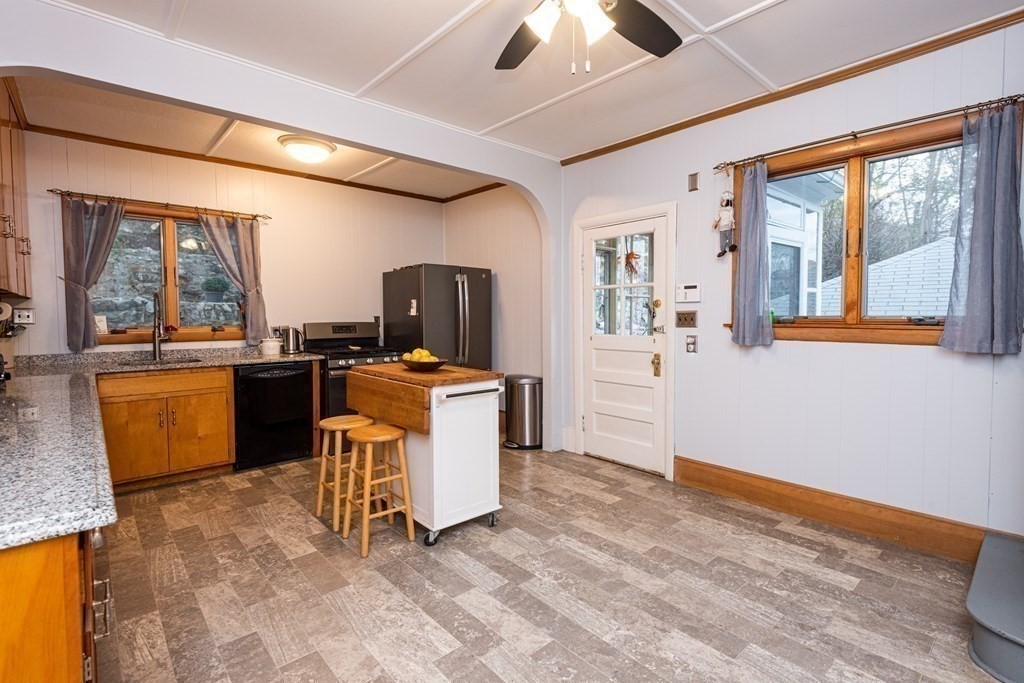 9 Linwood Road Lynn, MA 01905 - Photo 15 of 42 Gallery Image 15