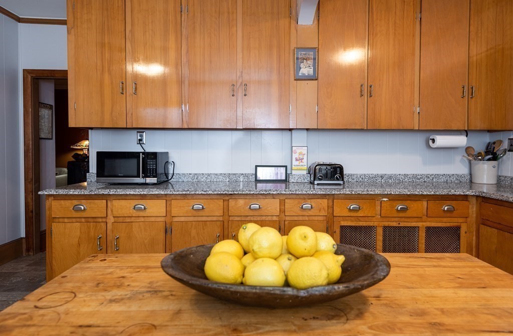 9 Linwood Road Lynn, MA 01905 - Photo 16 of 42 Gallery Image 16