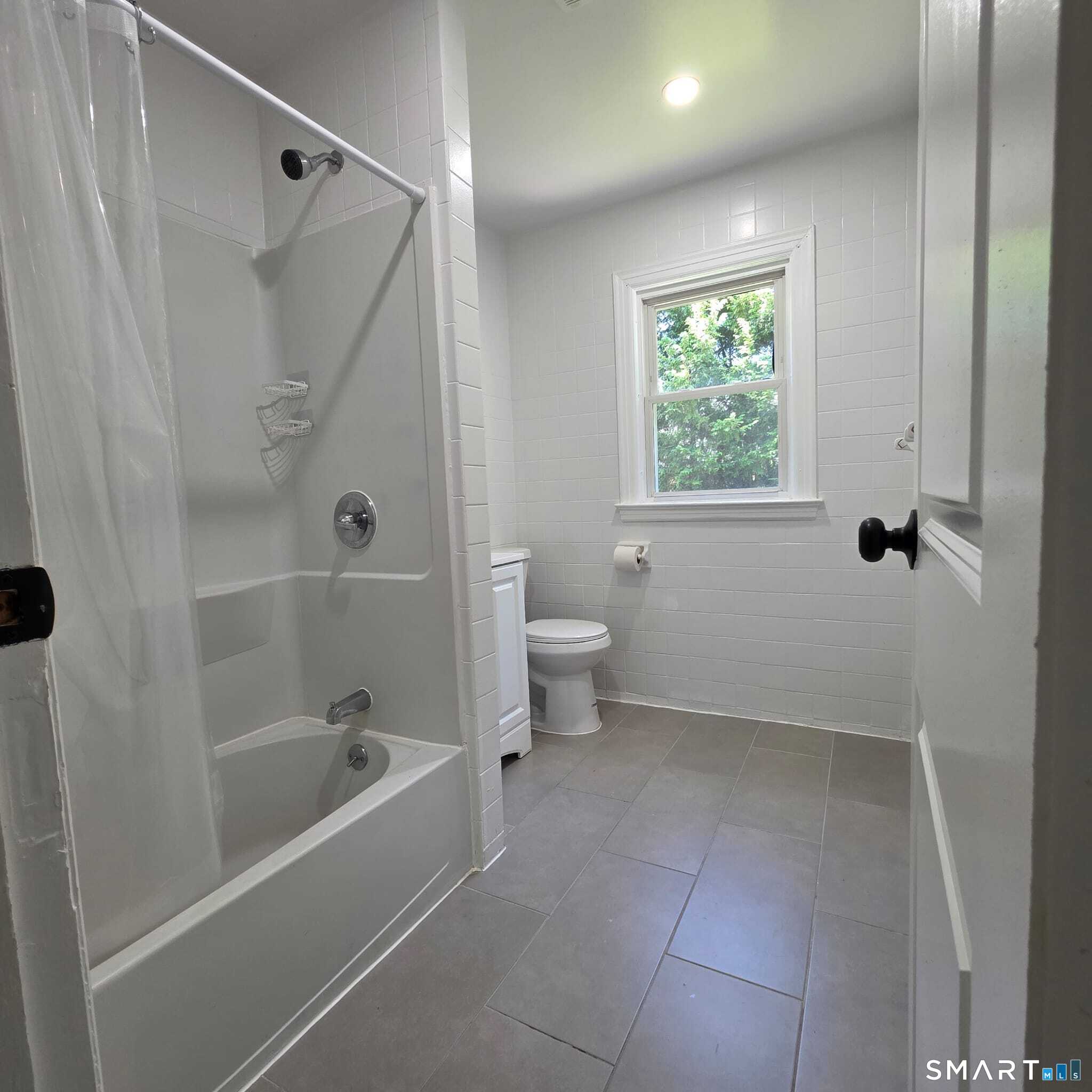 24 Martone Street Waterbury, CT 06708 - Photo 15 of 20