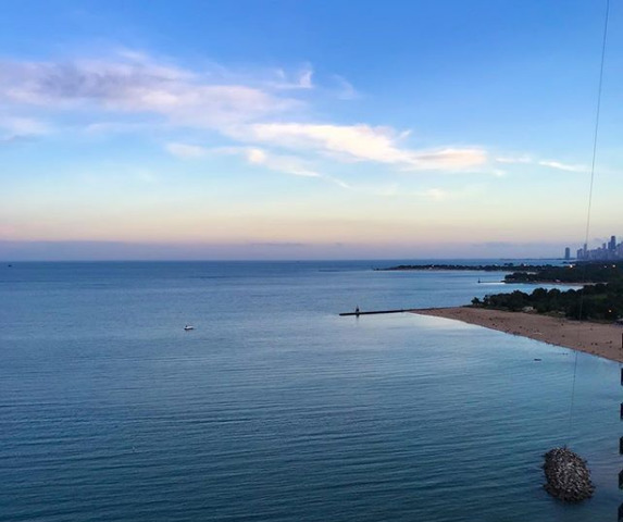 6007 North Sheridan Road, Unit 14A Chicago, IL 60660 - Photo 3 of 5 wooden view of an ocean