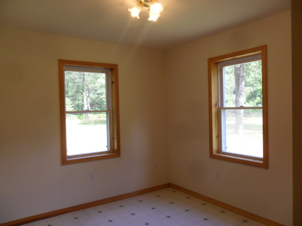 7449 Quarter Road Cadillac, MI 49601 - Photo 14 of 19 1805236-13.JPG