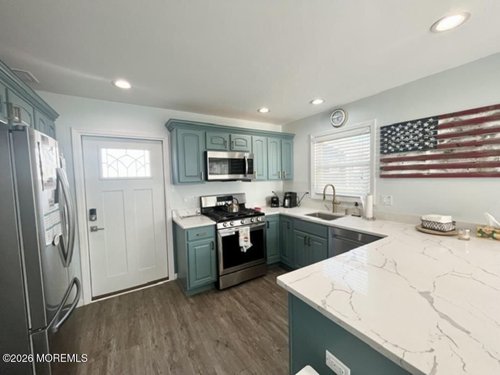 3411 Seaview Road Lavallette, NJ 08735 - Photo 4 of 13 1045334.1