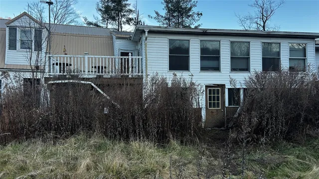 $132,000 | 26151 Highway 267, Friendsville, PA 18818