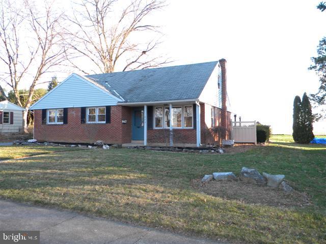 623 Kissel Hill Road Lititz, PA 17543 - Photo 3 of 15