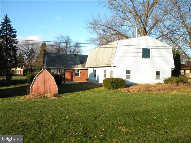 623 Kissel Hill Road Lititz, PA 17543 - Photo 4 of 15