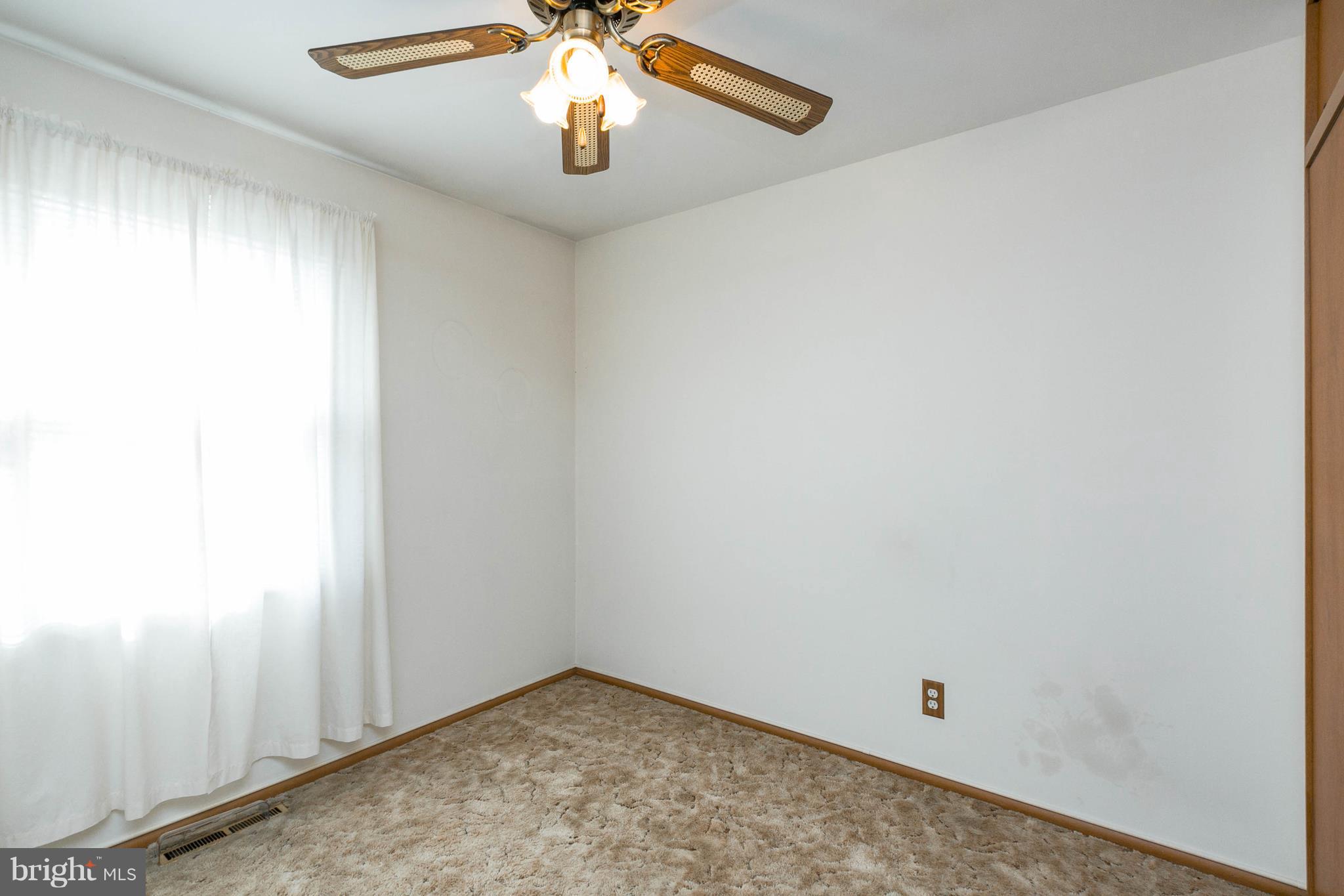 502 Bathurst Road Baltimore, MD 21228 - Photo 11 of 23 Bedroom