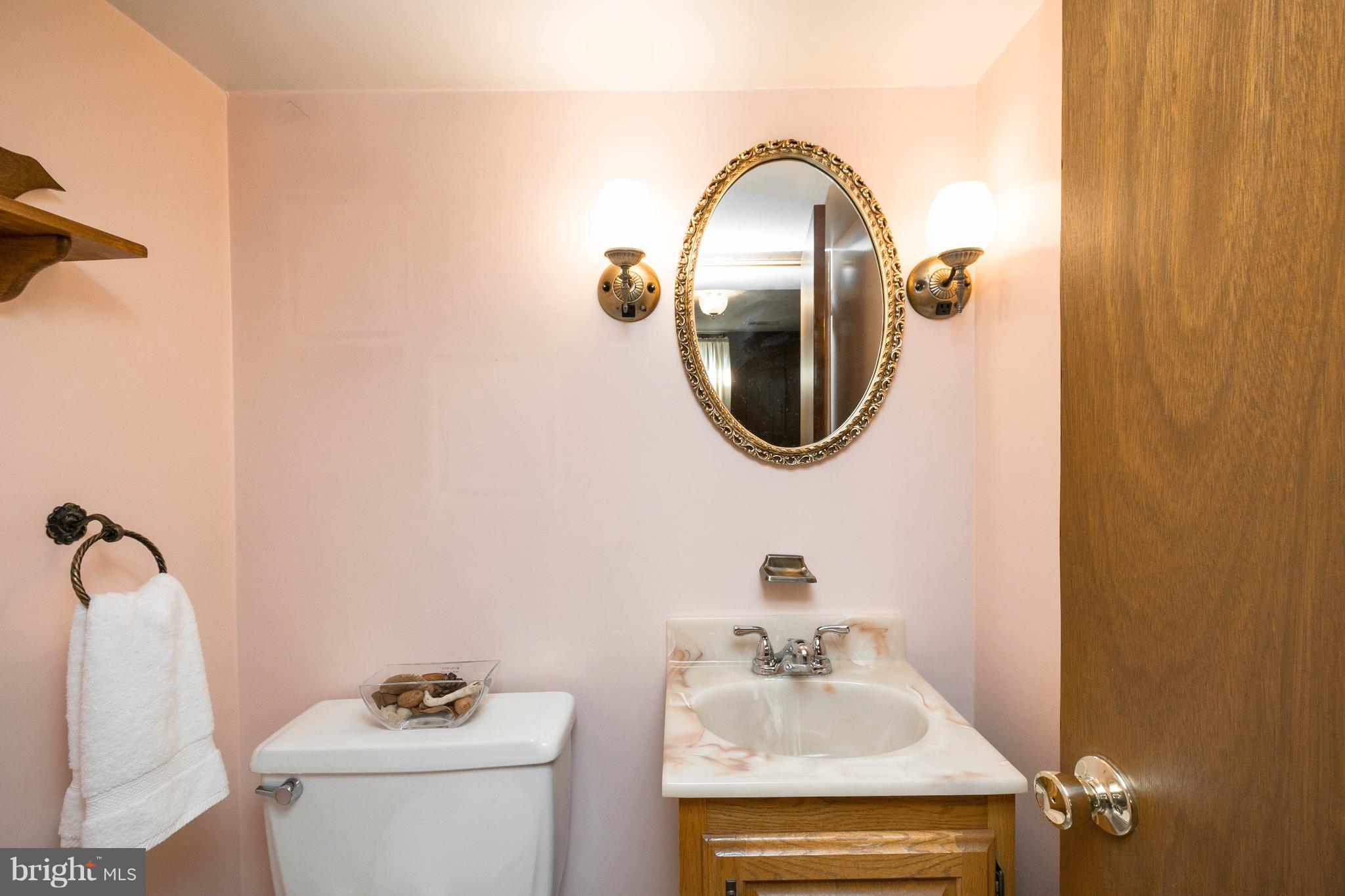 502 Bathurst Road Baltimore, MD 21228 - Photo 14 of 23 half bath on LL