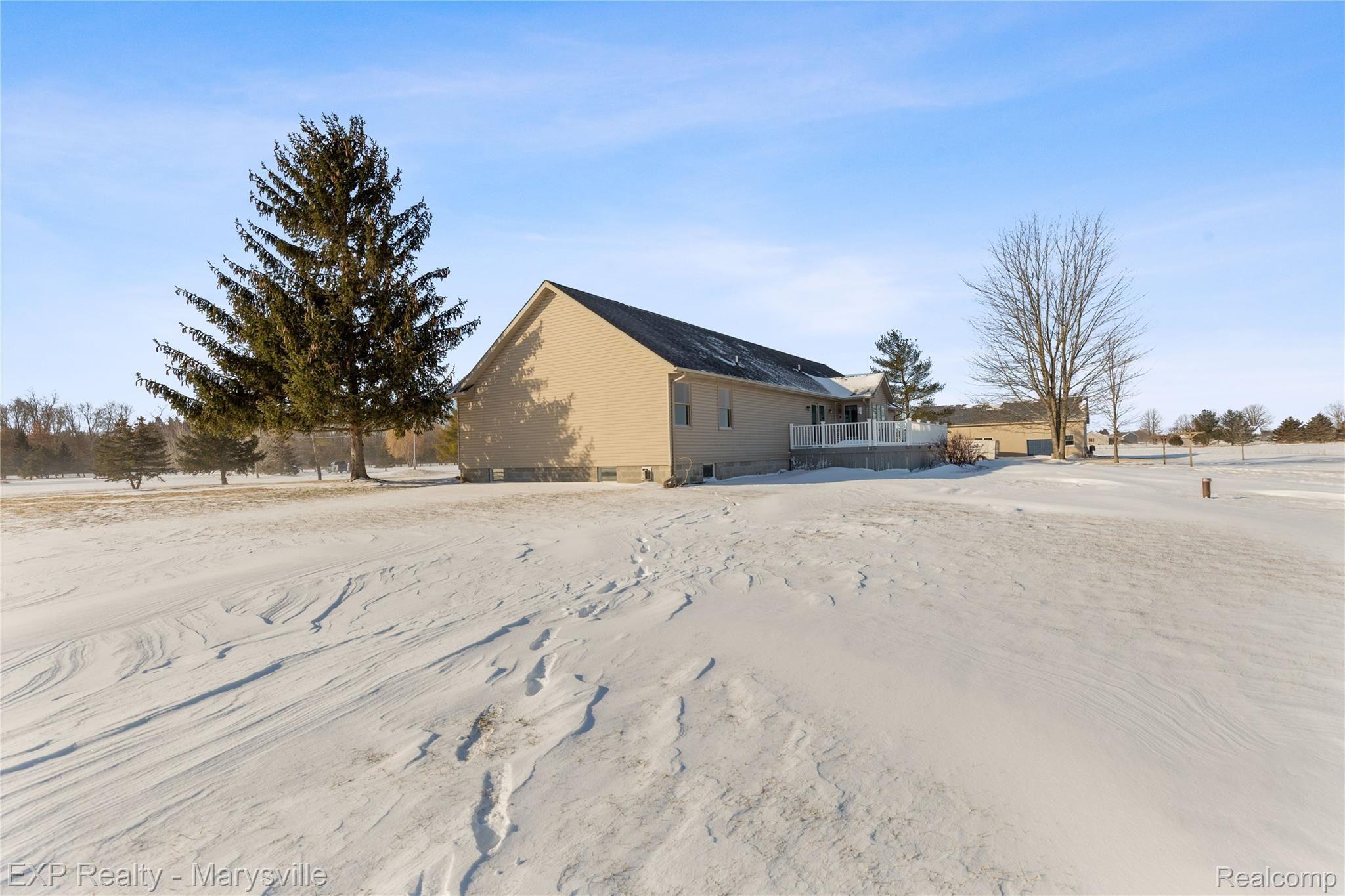 11024 Bryce Road Emmett, MI 48022 - Photo 52 of 65 E915253.jpg