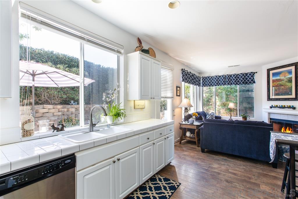 746 Pacifica Way Encinitas, CA 92024 - Photo 14 of 19