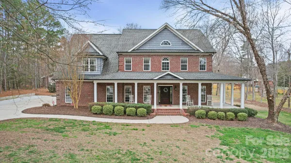 $875,000 | 433 Laurel Crest Drive, Kannapolis, NC 28081