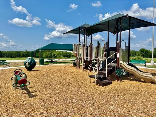 $373,460 | 468 East Rose Marie Lane, Montgomery, TX 77356