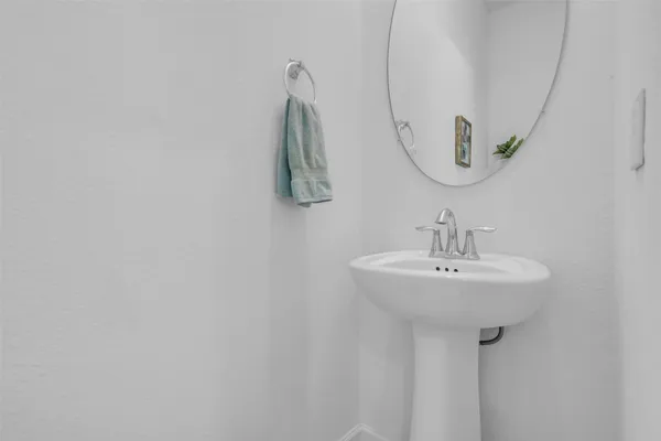 $318,900 | 662 Aspen Falls Court, Conroe, TX 77304