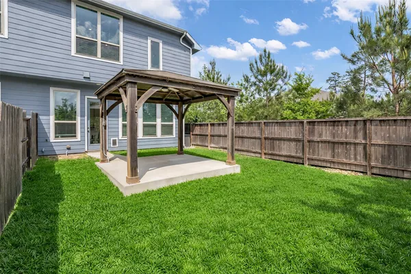 $318,900 | 662 Aspen Falls Court, Conroe, TX 77304