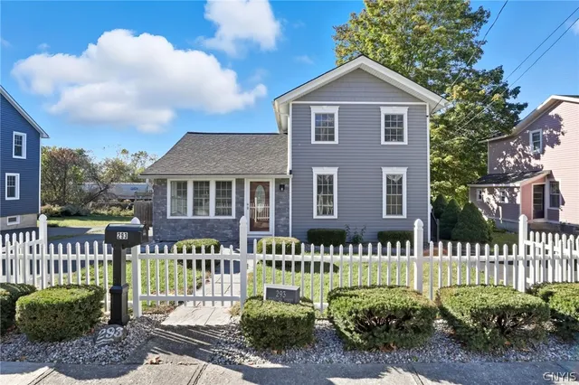 $269,900 | 293 Rochester Street, Avon, NY 14414