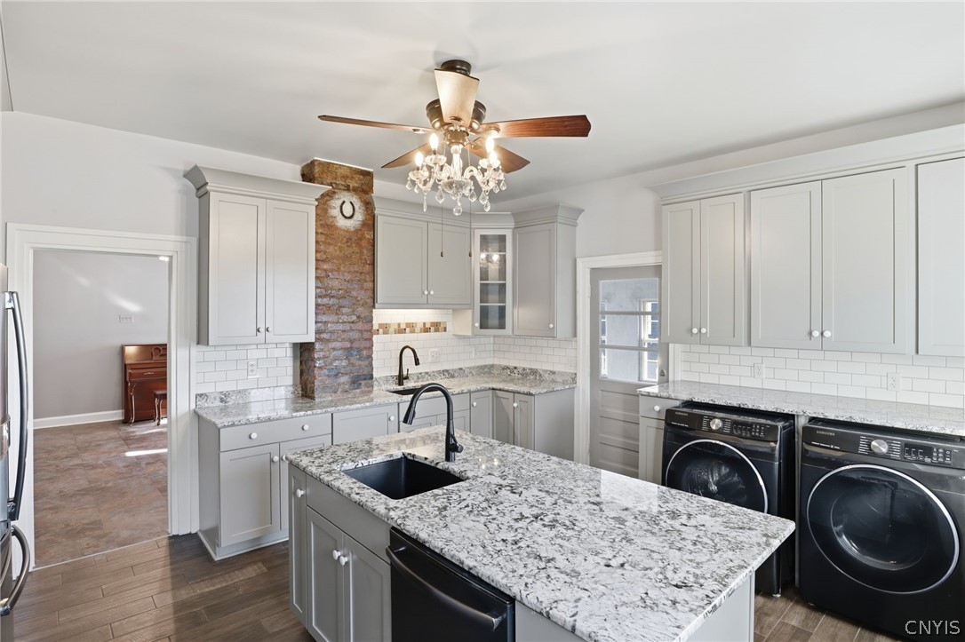 293 Rochester Street Avon, NY 14414 - Photo 5 of 30