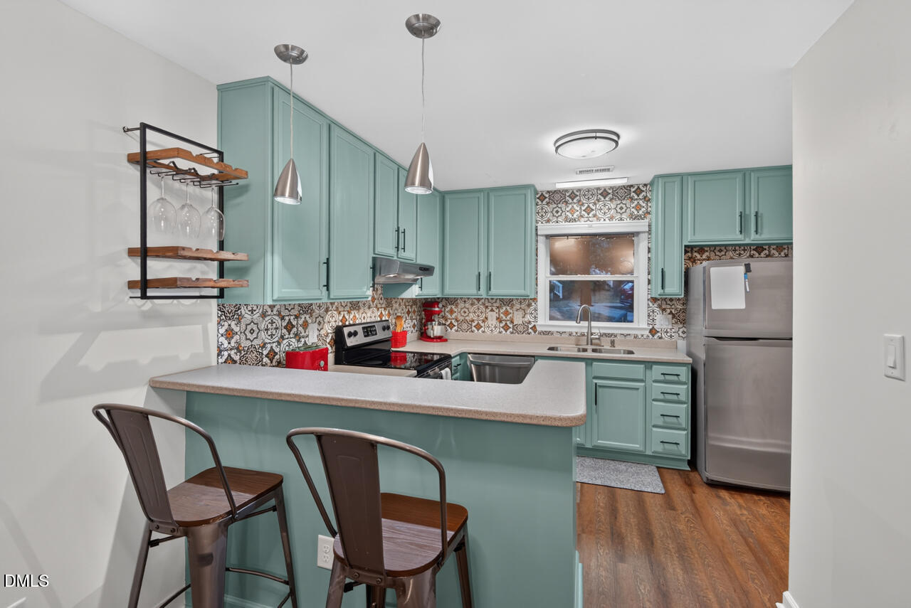 136 Long Shadow Place Durham, NC 27713 - Photo 11 of 34