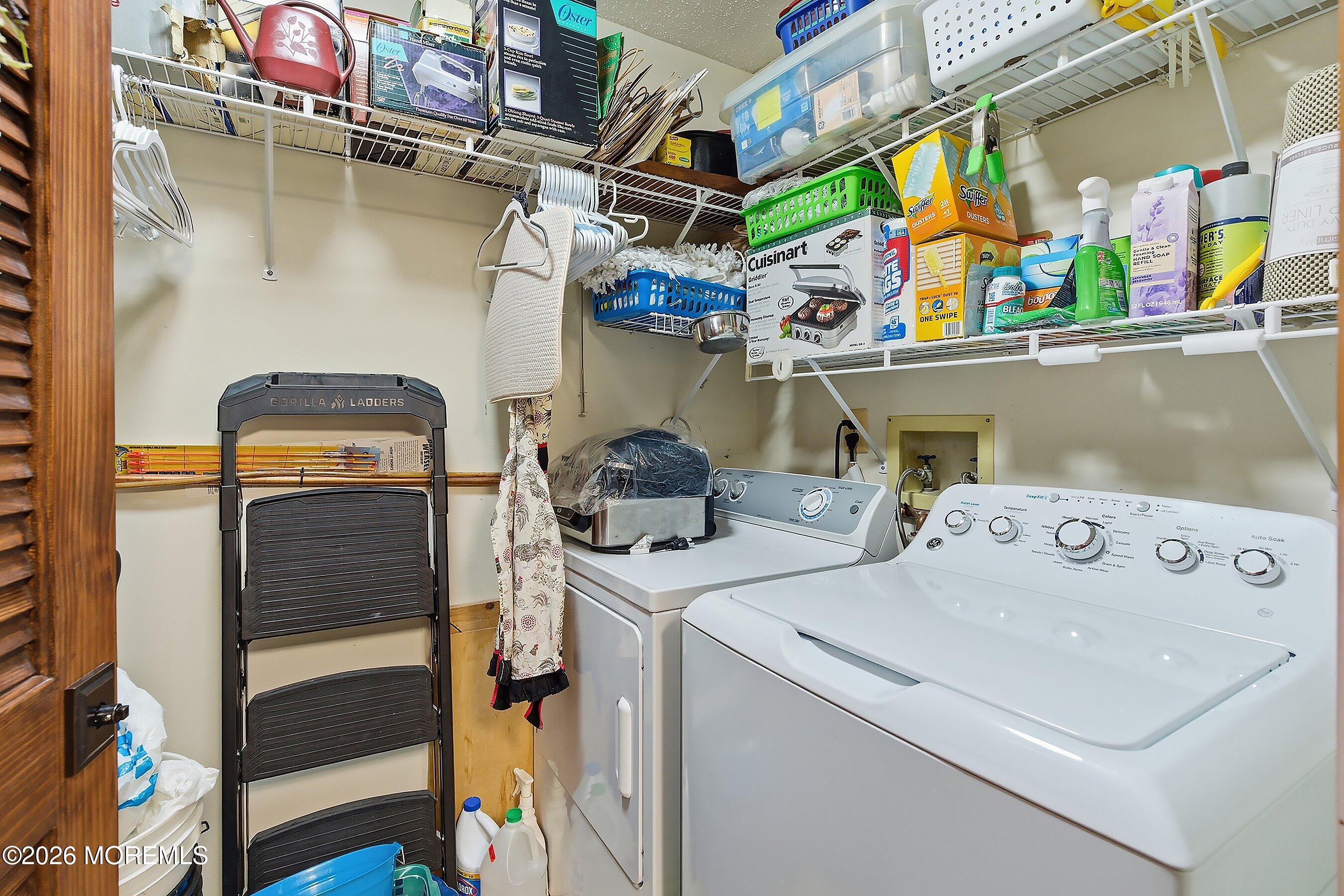 8-2 Seattle Court Freehold, NJ 07728 - Photo 22 of 35