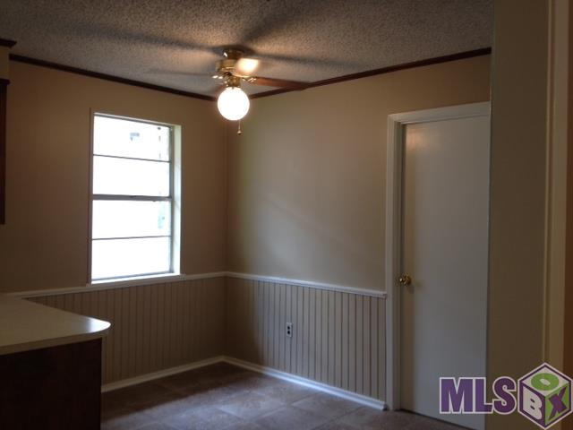 18076 Little Prairie Road Prairieville, LA 70769 - Photo 4 of 13