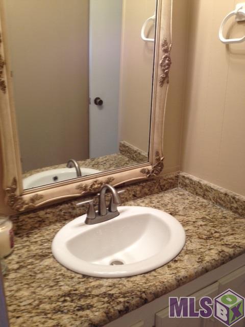 18076 Little Prairie Road Prairieville, LA 70769 - Photo 10 of 13